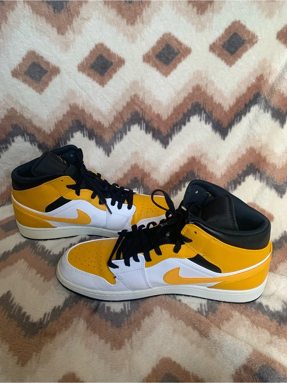 Size 13 - Air Jordan 1 Mid University Gold